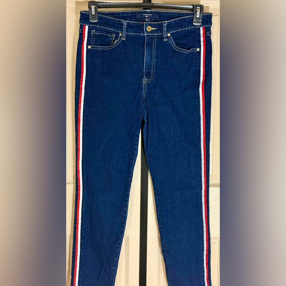 Tommy Hilfiger
Tribeca Side-Stripe Skinny Jeans
